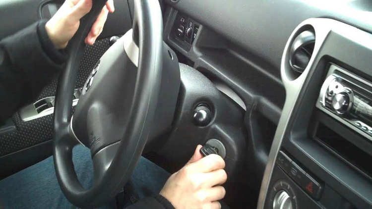 汽車打火沒(méi)反應(yīng)怎么回事