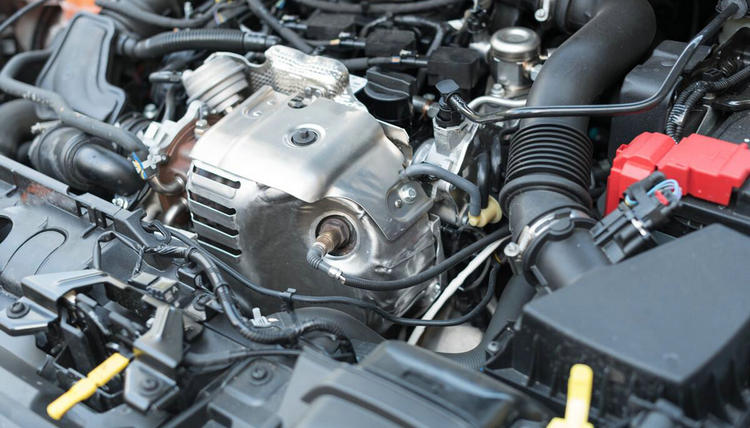 汽車發(fā)動機使用壽命一般多久