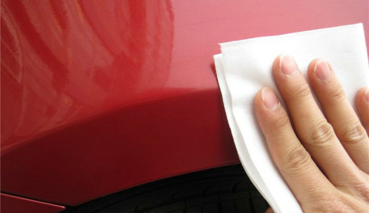 汽車(chē)漆面澀不光滑是怎么回事