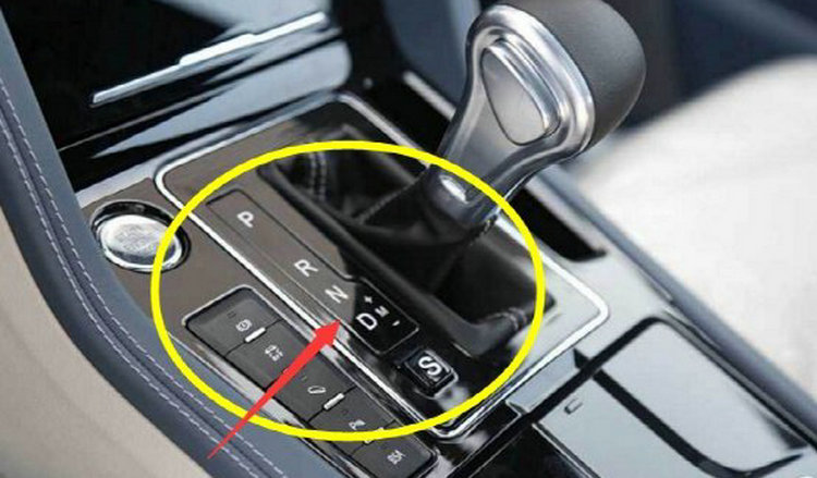 自動(dòng)擋各個(gè)字母代表什么意思