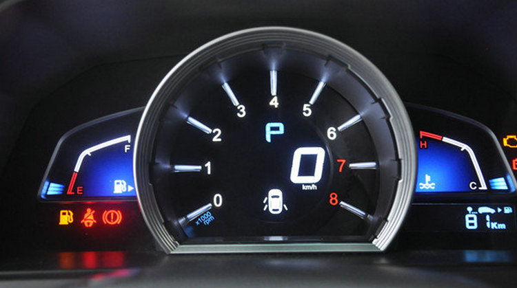 儀表盤太陽(yáng)燈中間感嘆號(hào)什么意思