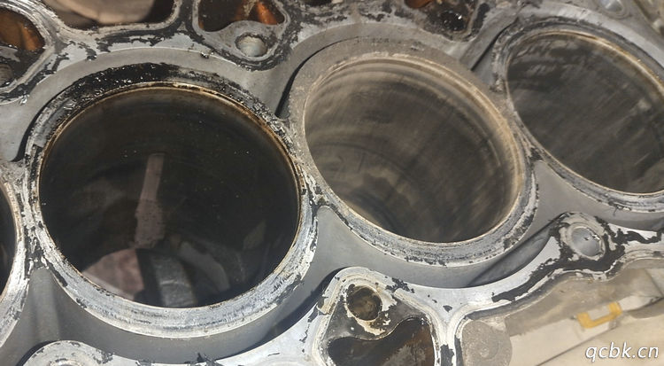 發(fā)動機(jī)輕微拉缸能自我修復(fù)嗎