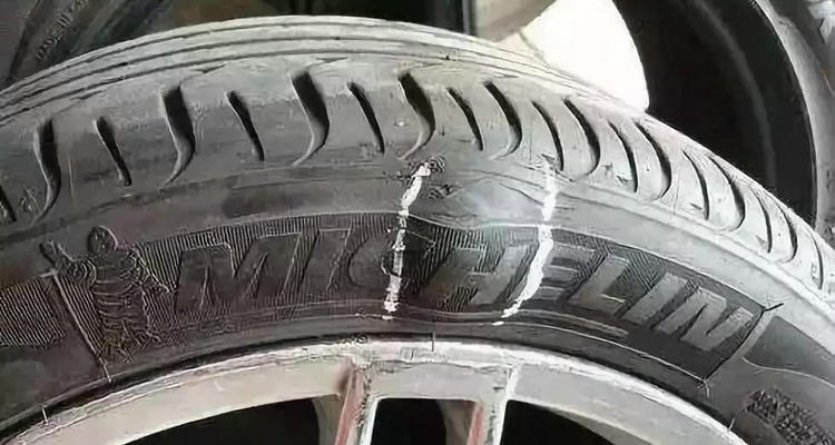 汽車(chē)輪胎更換標(biāo)準(zhǔn)是什么