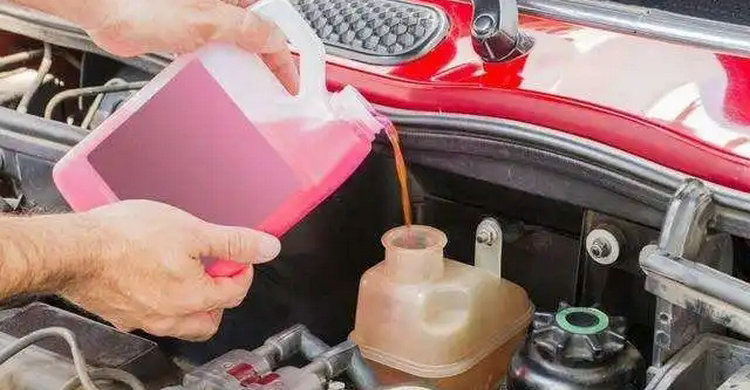 汽車(chē)防凍液為什么會(huì)減少