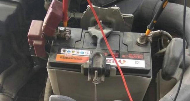 原地怠速多久可以給電瓶充滿(mǎn)電