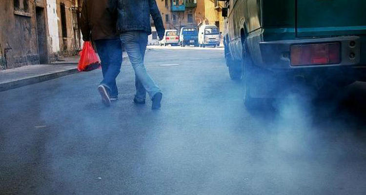 燒機油冒藍(lán)煙怎么解決