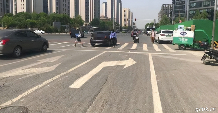 直行道右轉一定會被拍嗎