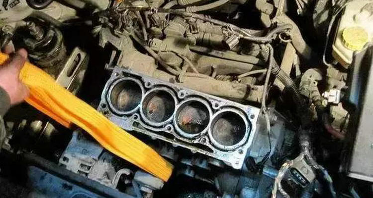 脈沖清洗積碳對(duì)發(fā)動(dòng)機(jī)有影響嗎