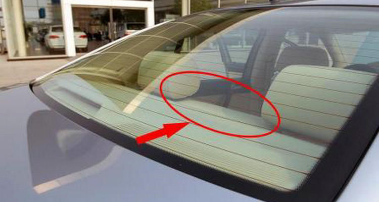 車(chē)玻璃膜起皺紋如何修復(fù)