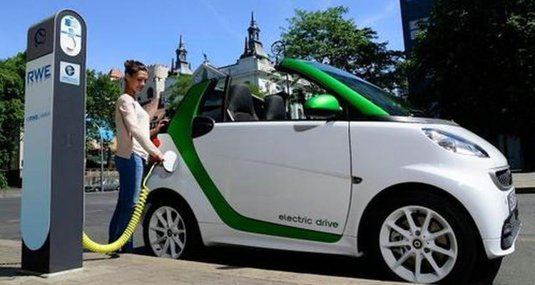 公共充電樁插頭通用嗎