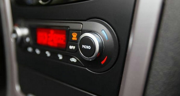 車輛怠速開空調(diào)傷車嗎