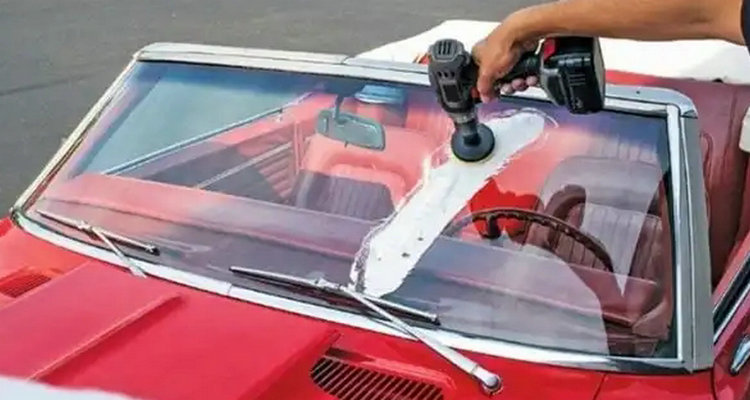 車玻璃有劃痕能修復(fù)嗎