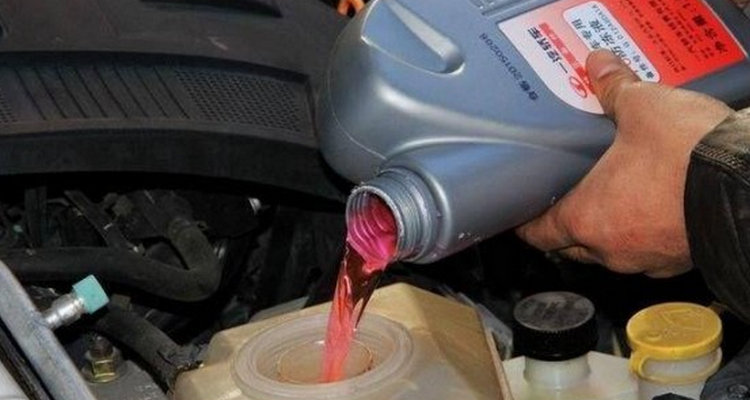 防凍液剛加了兩天就沒了怎么回事