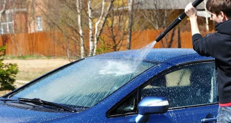 汽車(chē)精洗和普洗的區(qū)別是什么