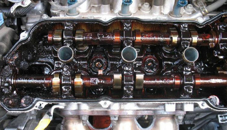 發(fā)動機(jī)油泥如何清洗