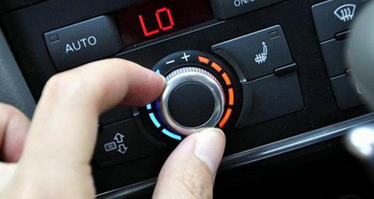 汽車打著不走開空調(diào)費油嗎