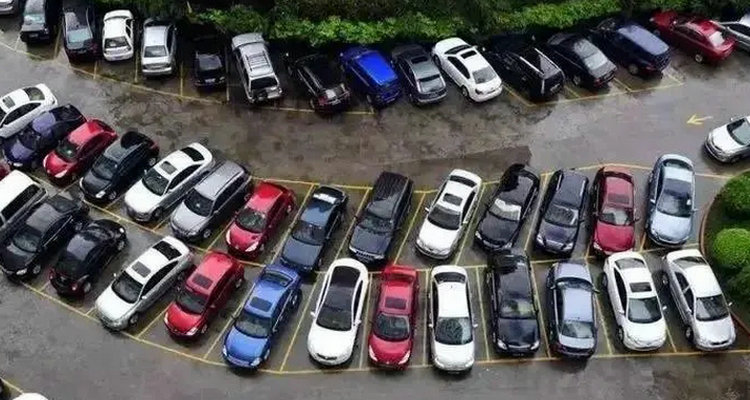 露天停車對車傷害大嗎