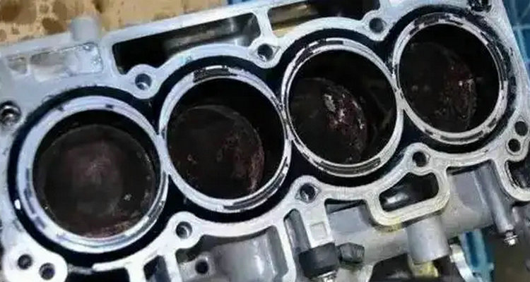 小車(chē)怎樣清理積碳最有效