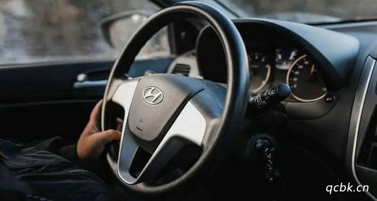 自動(dòng)擋方向盤(pán)打死會(huì)損傷車(chē)嗎