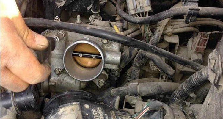 發(fā)動機(jī)積碳清洗多久一次