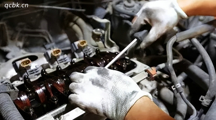 機(jī)油發(fā)黑了對(duì)車子有什么影響