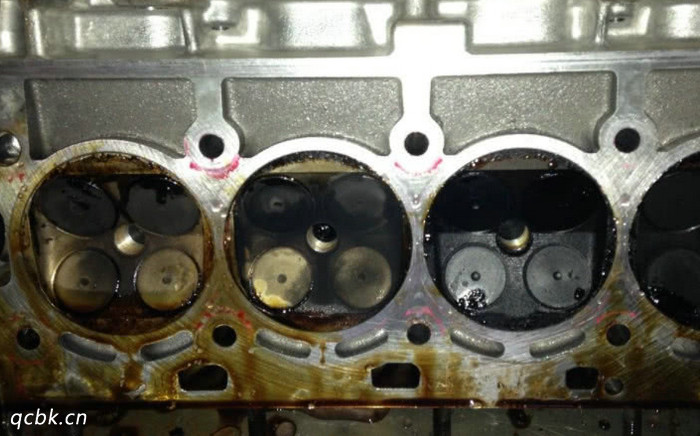 發(fā)動機(jī)有沒有積碳怎么看