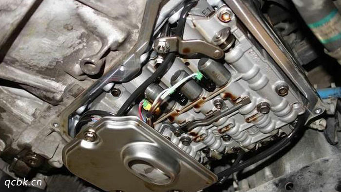 長(zhǎng)時(shí)間不更換變速箱油會(huì)怎樣