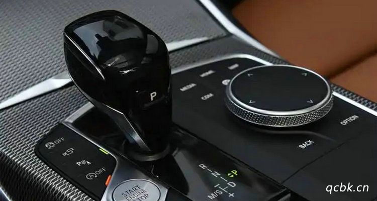 汽車自動(dòng)擋M檔怎么用