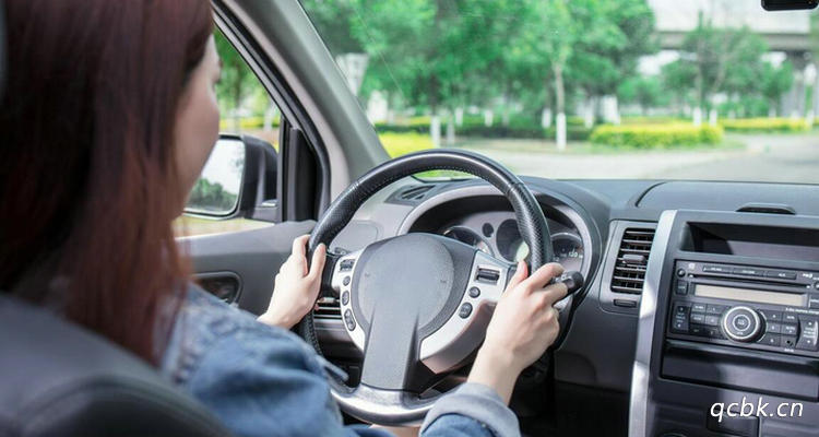 手動(dòng)擋汽車起步順序