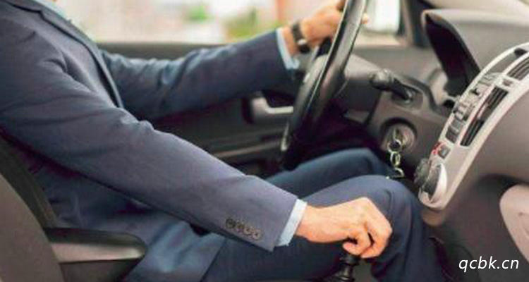 自動(dòng)擋車不踩剎車可以啟動(dòng)嗎