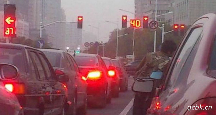 連闖兩個紅燈怎么處罰