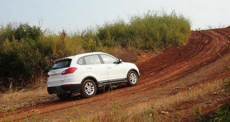 手動擋爬坡用幾檔最好