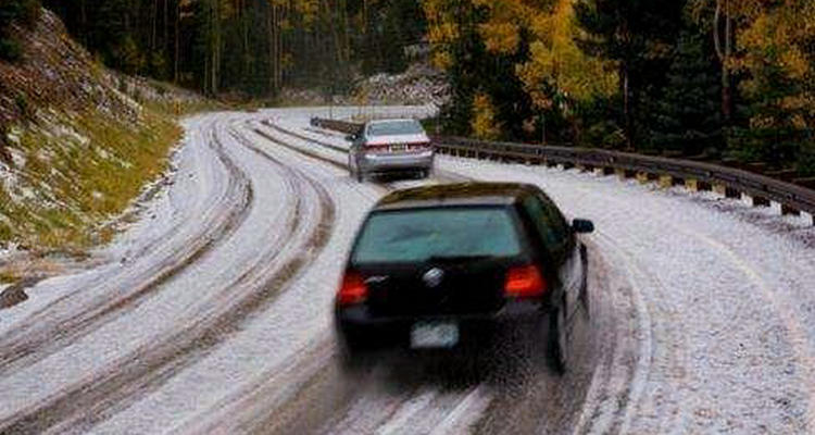 自動(dòng)擋下長坡怎么操作最正確