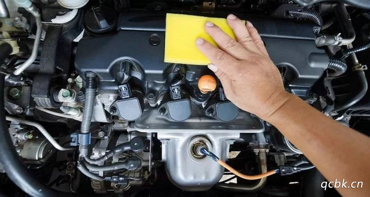 發(fā)動(dòng)機(jī)艙怎么清洗又快又干凈