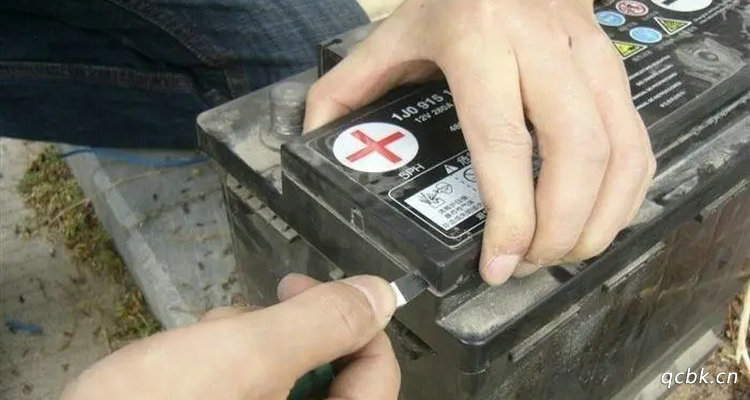 免維護電瓶修復(fù)的正確方法