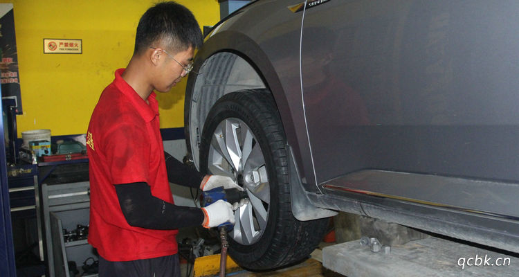 安裝輪胎手工費多少錢