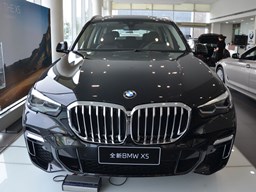 2022款 華晨寶馬X5外觀圖片