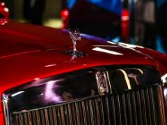 現(xiàn)已被寶馬接手 勞斯萊斯車(chē)標(biāo)是什么