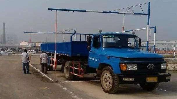 學(xué)車c1和c2哪個好，C1更受歡迎