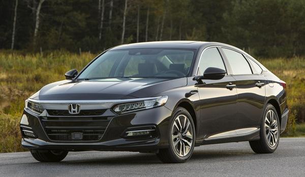 20萬左右買什么車好，選擇這款不后悔（本田雅閣）