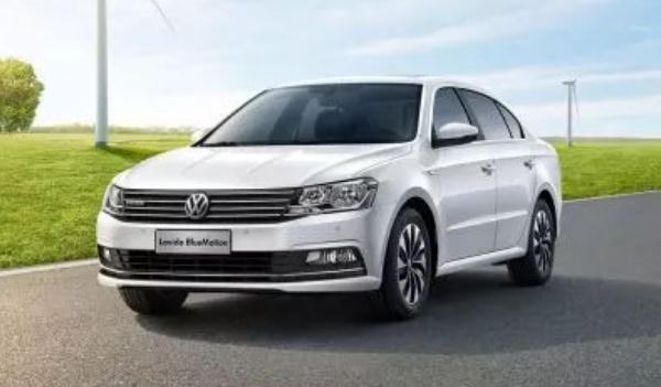 十五萬(wàn)買什么車好，大眾朗逸值得擁有（符合年輕人口味）