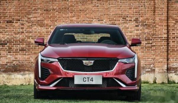 凱迪拉克CT4豪華型，顏值高油耗低（顏值控的選擇）