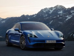 保時(shí)捷跑車(chē)有哪幾款 保時(shí)捷跑車(chē)價(jià)格多少