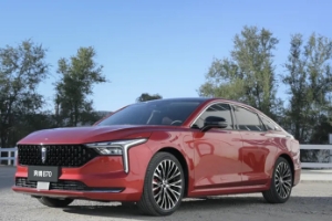 奔騰b70油耗多少真實(shí)油耗，2.0T車型最高油耗實(shí)測10L