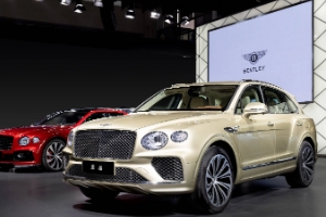 賓利最新款suv價格，添越2022款售價269萬起