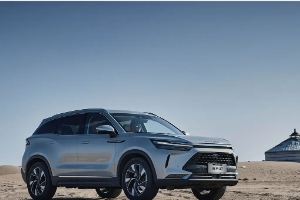 北京x7和哈弗h6哪個(gè)好，北京x7動(dòng)力參數(shù)略高（哈弗h6配置堪稱豪華）