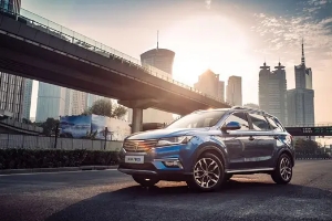 榮威rx5自動擋價格，2022最新款報價9萬起