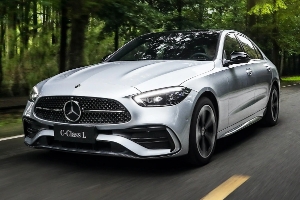 奔馳c級(jí)轎車(chē)價(jià)格，在售2022款報(bào)價(jià)32萬(wàn)起