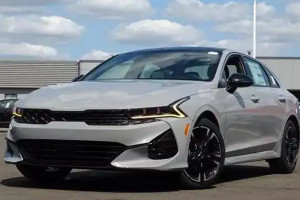 起亞k5二手車(chē)價(jià)格 二手起亞k5售價(jià)4萬(wàn)(表顯里程5.43萬(wàn)公里)