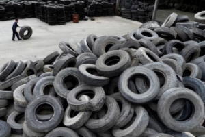 4條舊輪胎能賣多少錢(qián) 4條舊輪胎能賣100-300元之間